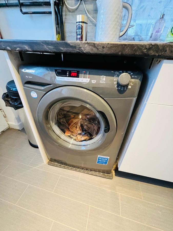 Cozycomfy Apartment レスター エクステリア 写真